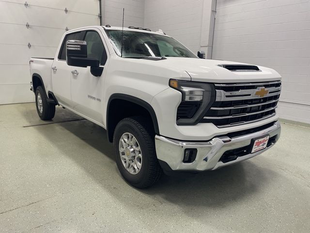 2025 Chevrolet Silverado 3500HD LTZ