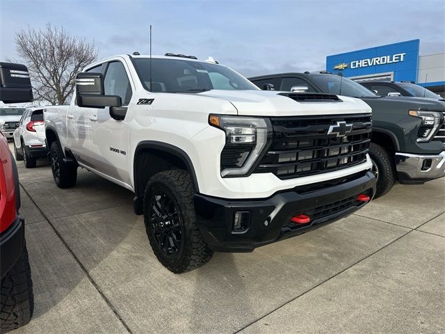 2025 Chevrolet Silverado 3500HD LTZ