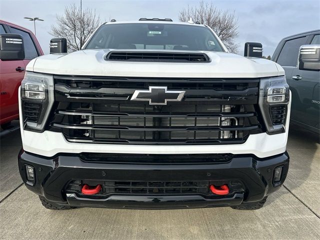 2025 Chevrolet Silverado 3500HD LTZ