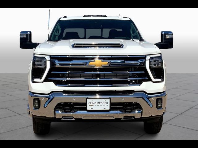 2025 Chevrolet Silverado 3500HD LTZ