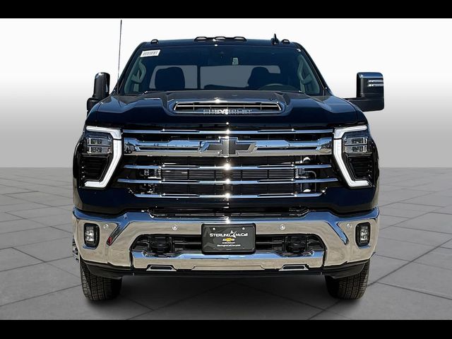 2025 Chevrolet Silverado 3500HD LTZ