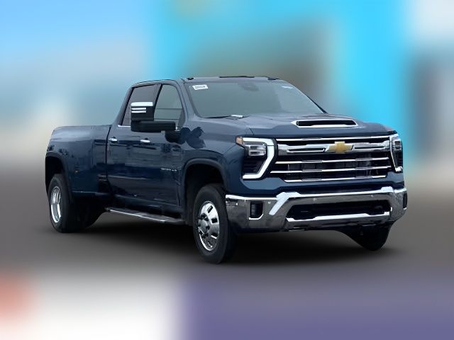 2025 Chevrolet Silverado 3500HD LTZ