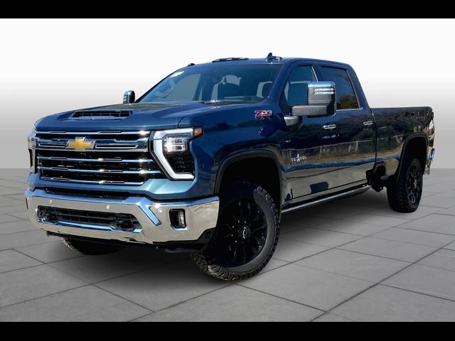 2025 Chevrolet Silverado 3500HD LTZ