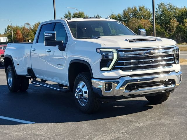 2025 Chevrolet Silverado 3500HD LTZ