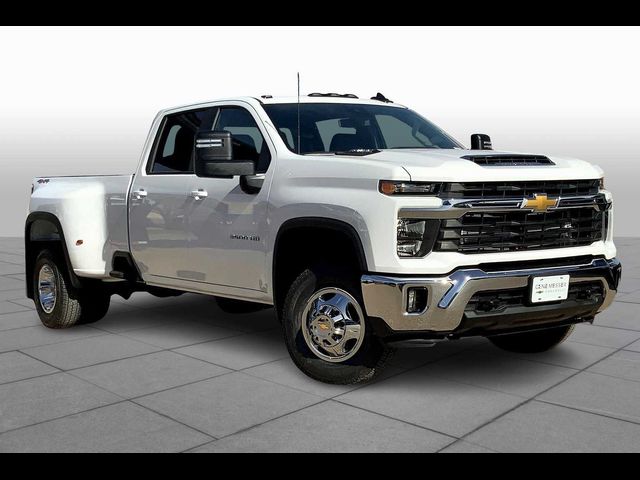 2025 Chevrolet Silverado 3500HD LT