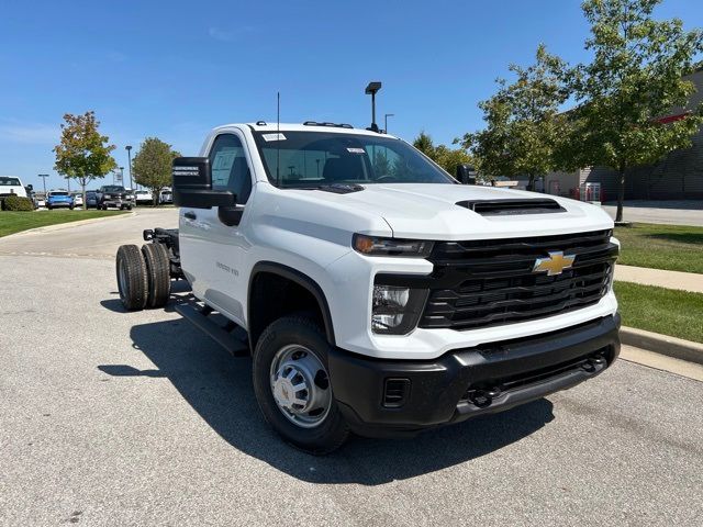 2025 Chevrolet Silverado 3500HD Work Truck