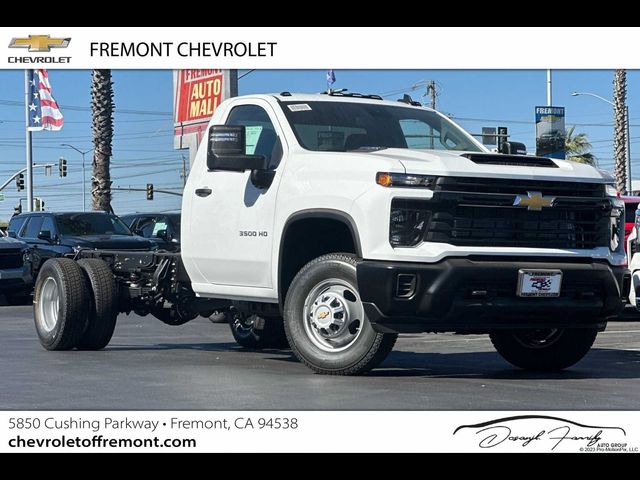 2025 Chevrolet Silverado 3500HD Work Truck