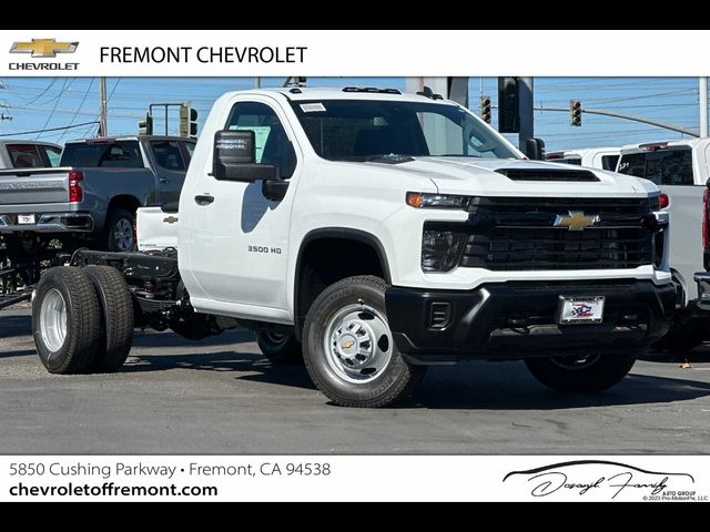 2025 Chevrolet Silverado 3500HD Work Truck