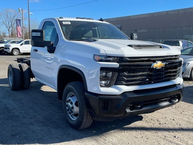 2025 Chevrolet Silverado 3500HD Work Truck