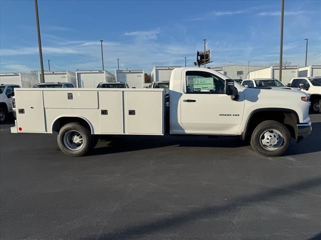 2025 Chevrolet Silverado 3500HD Work Truck