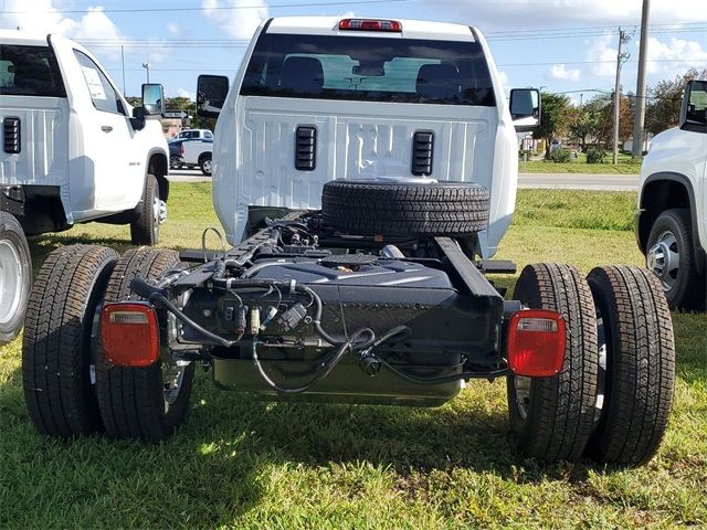 2025 Chevrolet Silverado 3500HD Work Truck