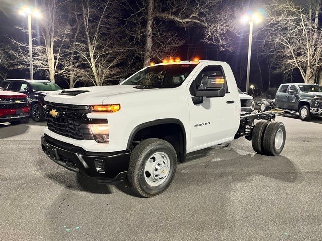 2025 Chevrolet Silverado 3500HD Work Truck