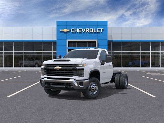 2025 Chevrolet Silverado 3500HD Work Truck