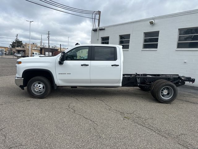 2025 Chevrolet Silverado 3500HD Work Truck