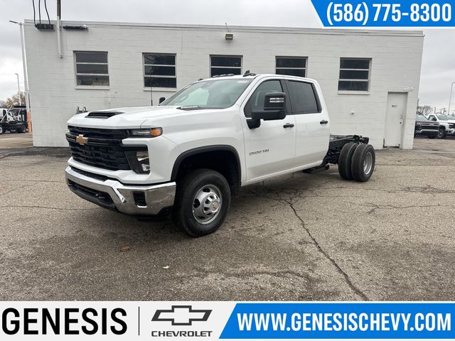 2025 Chevrolet Silverado 3500HD Work Truck