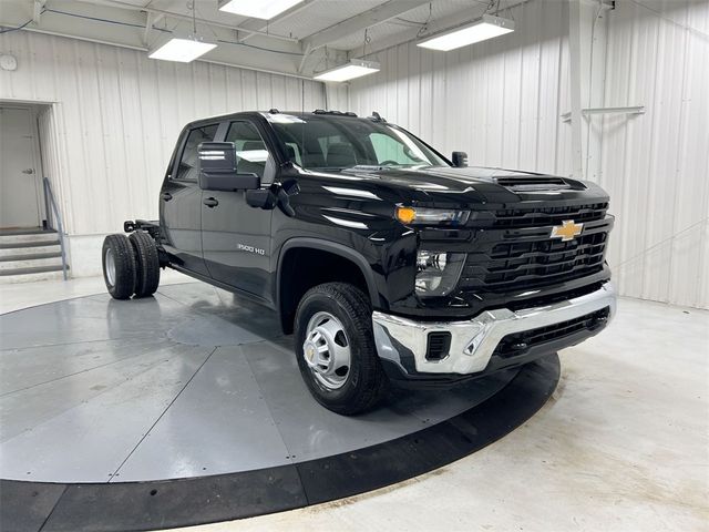 2025 Chevrolet Silverado 3500HD Work Truck