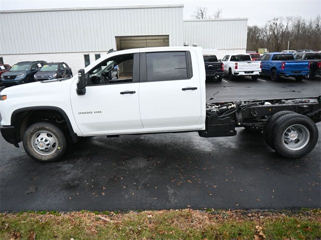 2025 Chevrolet Silverado 3500HD Work Truck