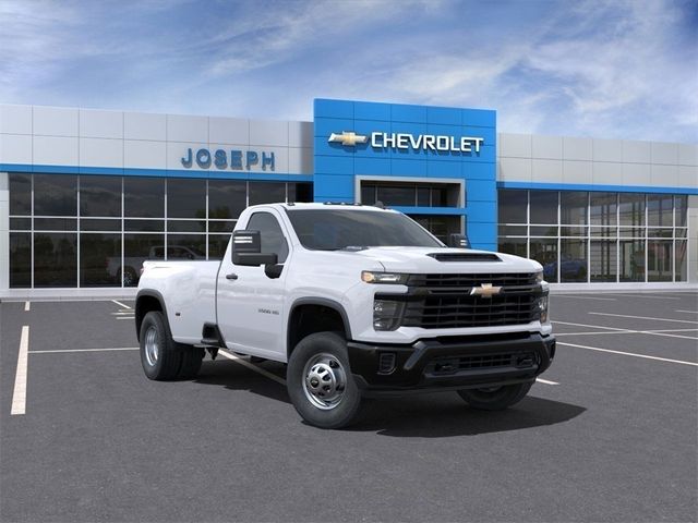 2025 Chevrolet Silverado 3500HD Work Truck