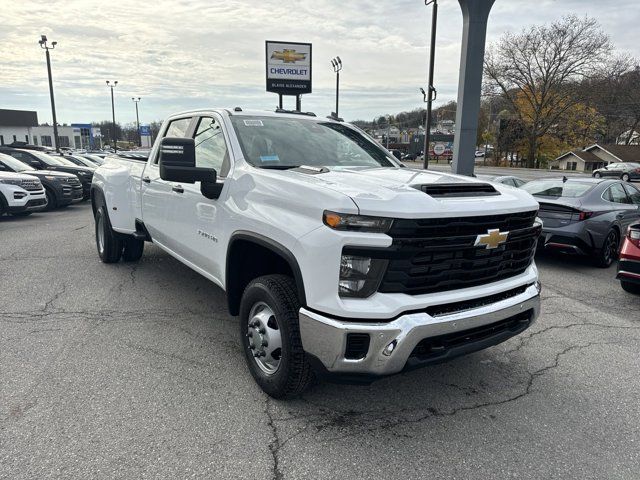 2025 Chevrolet Silverado 3500HD Work Truck