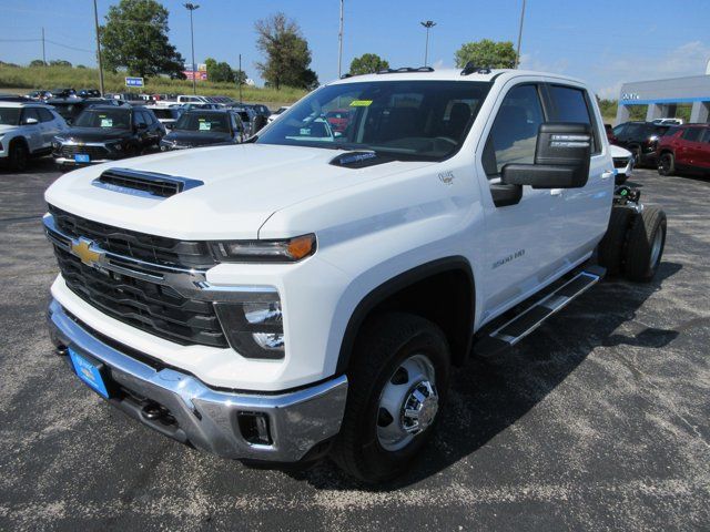 2025 Chevrolet Silverado 3500HD LT