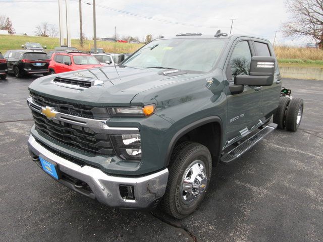 2025 Chevrolet Silverado 3500HD LT