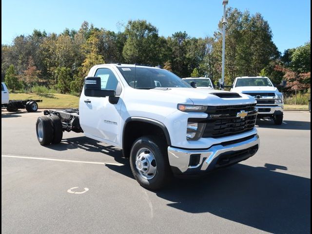 2025 Chevrolet Silverado 3500HD Work Truck