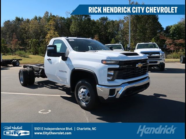 2025 Chevrolet Silverado 3500HD Work Truck