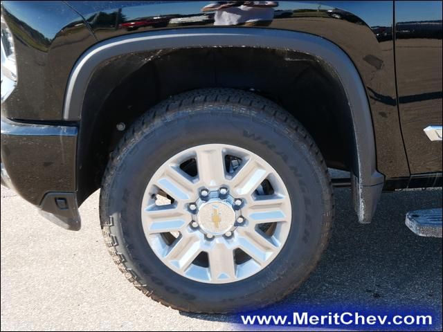 2025 Chevrolet Silverado 3500HD High Country