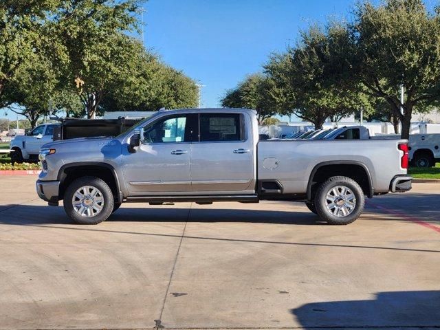 2025 Chevrolet Silverado 3500HD High Country