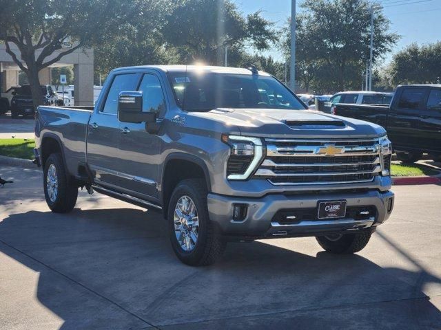 2025 Chevrolet Silverado 3500HD High Country