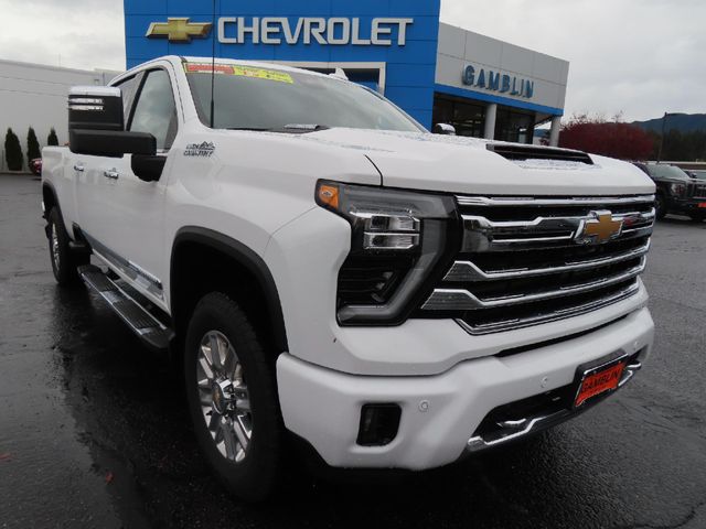 2025 Chevrolet Silverado 3500HD High Country