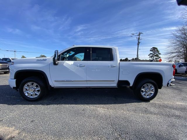 2025 Chevrolet Silverado 3500HD High Country