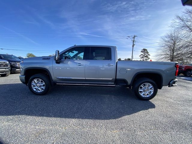 2025 Chevrolet Silverado 3500HD High Country