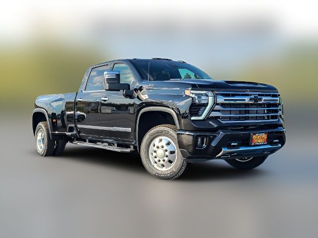 2025 Chevrolet Silverado 3500HD High Country