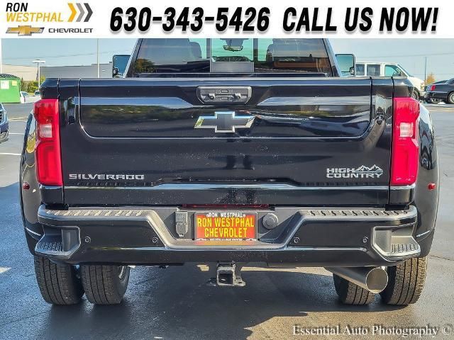 2025 Chevrolet Silverado 3500HD High Country