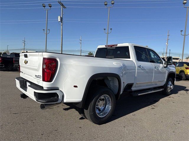 2025 Chevrolet Silverado 3500HD High Country