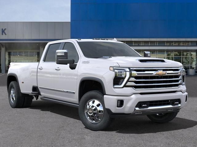 2025 Chevrolet Silverado 3500HD High Country