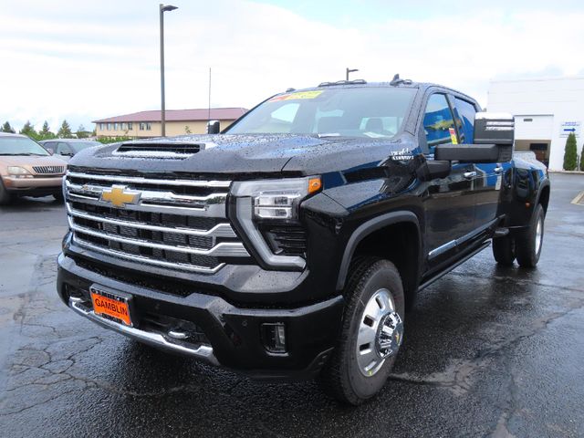 2025 Chevrolet Silverado 3500HD High Country