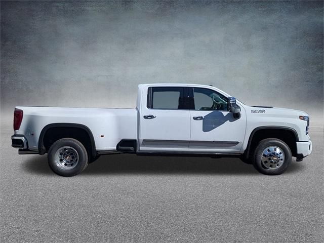 2025 Chevrolet Silverado 3500HD High Country