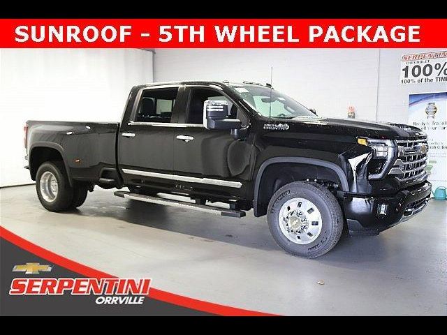 2025 Chevrolet Silverado 3500HD High Country