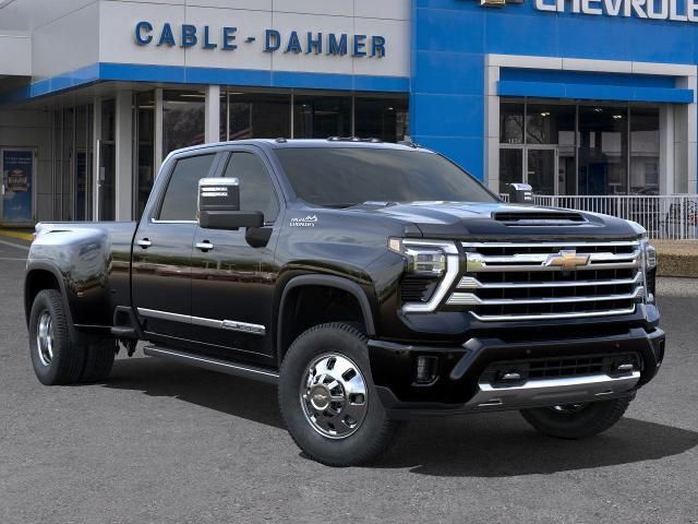 2025 Chevrolet Silverado 3500HD High Country