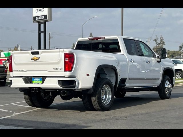 2025 Chevrolet Silverado 3500HD High Country