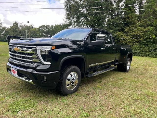 2025 Chevrolet Silverado 3500HD High Country