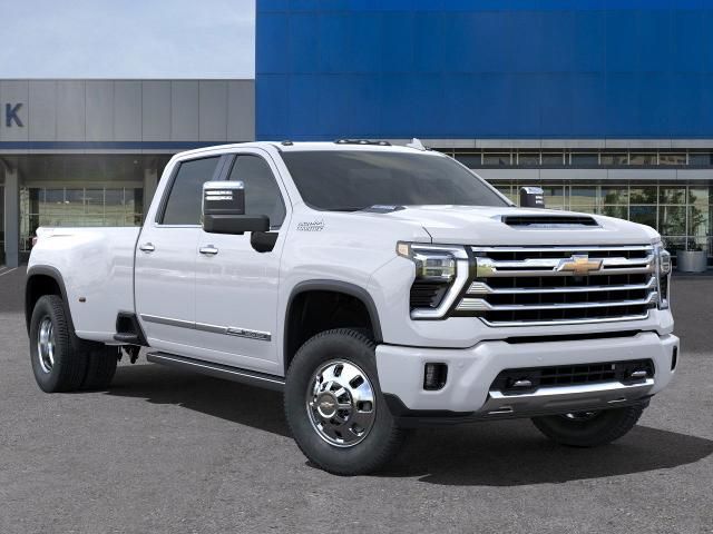 2025 Chevrolet Silverado 3500HD High Country