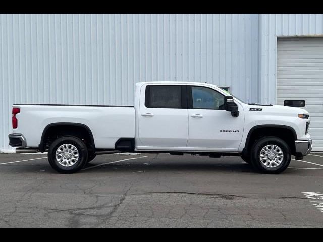 2025 Chevrolet Silverado 3500HD LT