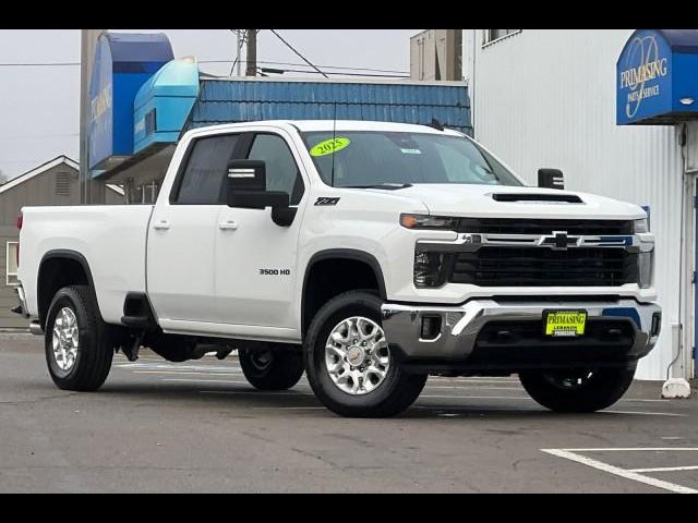 2025 Chevrolet Silverado 3500HD LT