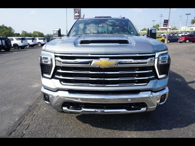 2025 Chevrolet Silverado 3500HD LTZ