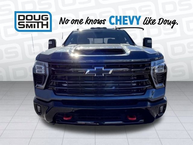 2025 Chevrolet Silverado 3500HD LTZ