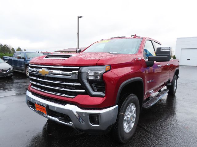 2025 Chevrolet Silverado 3500HD LTZ