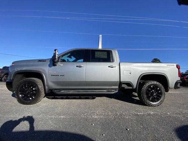 2025 Chevrolet Silverado 3500HD LTZ